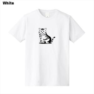 ジト目の猫プリントTシャツ