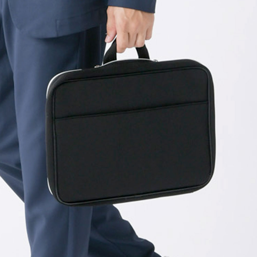 PORTER ブラック ノートPCケース　A4 ポーター でワンランクアップ！仕事場でも好印象の上質なPCケースをご