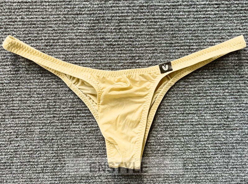 メンズTバックフロントモッコリ 両サイドリング付き 男性下着 セクシーインナー enstyle エンスタイル um0505