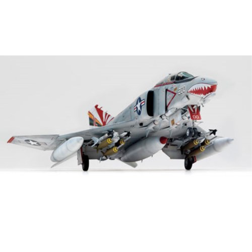 Amazon.co.jp: 童友社(DOYUSHA) 1/48 凄!プラモデル No.5 F-4B