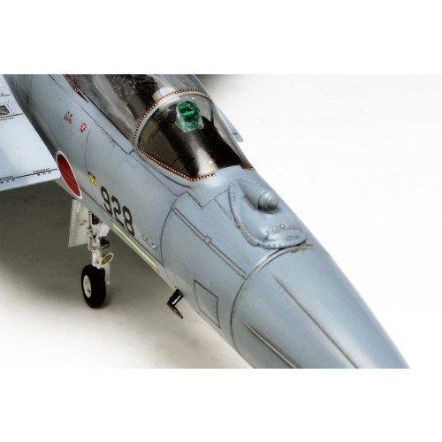 1／72 航空自衛隊 主力戦闘機 F-15J イーグル 近代化改修機 形態I型