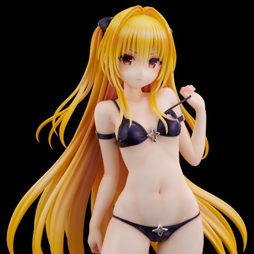 ToLOVEる-とらぶる-ダークネス』 水着シリーズ 「金色の闇」 1／4