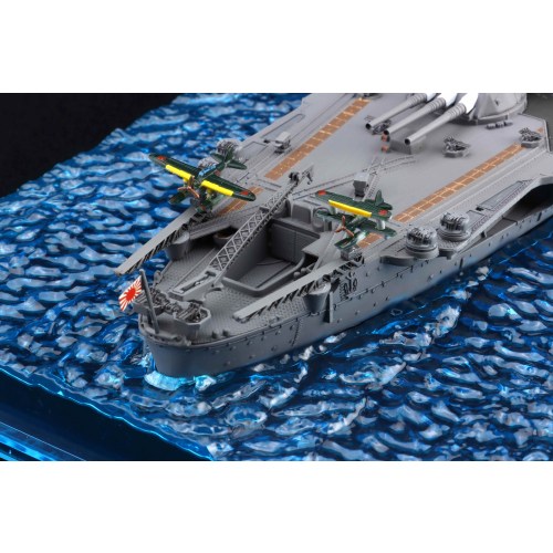 1/700 日本海軍戦艦・大和（完成品）、搭載機 2機 1／700 波シリーズ(スナップ仕様) No.1 EX-2日本海軍戦艦 大和(天一号