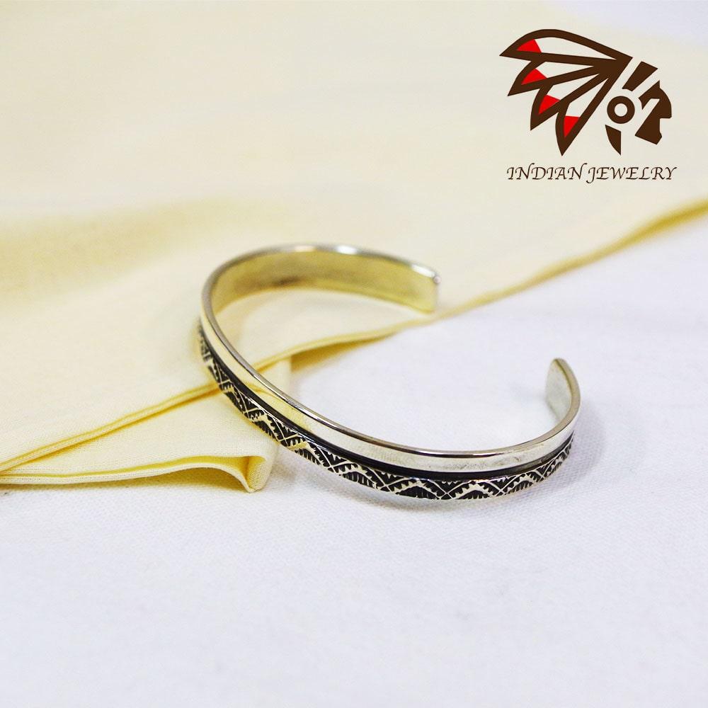 INDIAN JEWELRY インディアンジュエリー Navajo Bangle by HENRY MARIANO ナバホ バングル ヘンリー・マリアーノ作