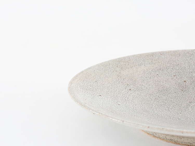 【TOJIKITONYA】かいらぎ 8寸皿 (墨) 和食器 トウジキトンヤ i-30640 | TOJIKI TONYA | 04