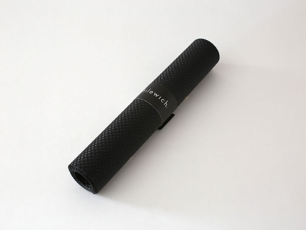 Chilewich チルウィッチ Basketweave RUNNER (004:Black) テーブルランナー i-28047 | chilewich | 01