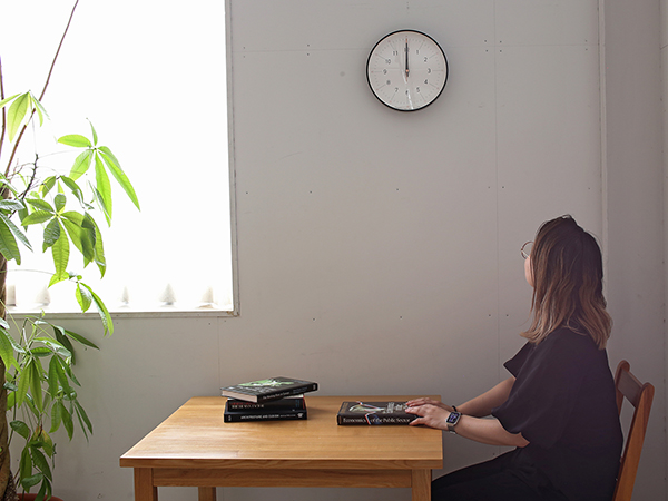 壁掛時計 レムノス essent clock (ホワイト) DFI 24-06 WH φ25.6 Lemnos 33335 | Lemnos | 06