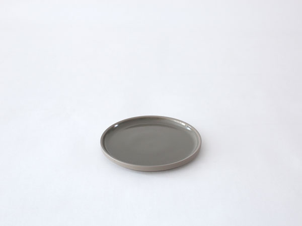 【HASAMI PORCELAIN】プレート HDG102(SIZE:φ14.5cm ダークグレー) グレーコレクション 食器 波佐見焼 ハサミポーセリン  32799 | HASAMI PORCELAIN | 02