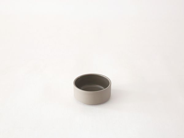 【HASAMI PORCELAIN】ボウル HDG107(SIZE:φ8.5cm ダークグレー) グレーコレクション 食器 波佐見焼 ハサミポーセリン  32808 | HASAMI PORCELAIN | 01