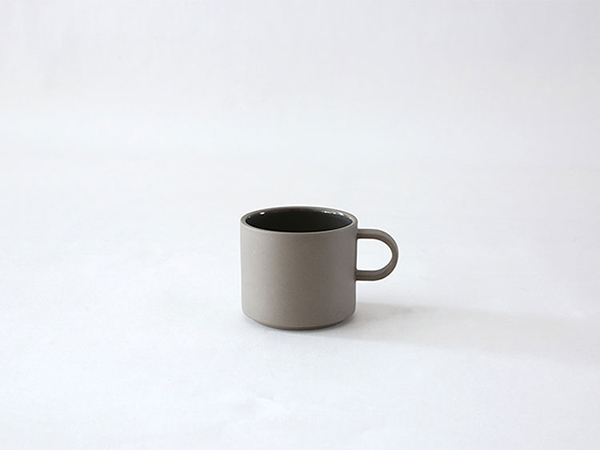 【HASAMI PORCELAIN】マグカップ HDG119 (SIZE:S φ8.5cm ダークグレー) グレーコレクション 食器 波佐見焼 ハサミポーセリン  32820 | HASAMI PORCELAIN | 01