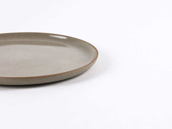 【2016/】 KN/005 プレート160 ( グレークレイ ) 有田焼 食器 カースティー・ヴァン・ノート 28903 |  | 05