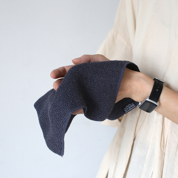 【kontex】Lana（ラーナ）ハンカチ 24×24 ネイビー 今治タオル 33292 | kontex