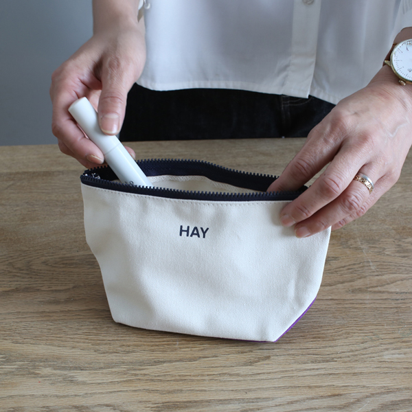 正規取扱店 HAY Multi Pouch small  (Cream multi) AF573-A601-AS13 ヘイポーチ i-34933 | 