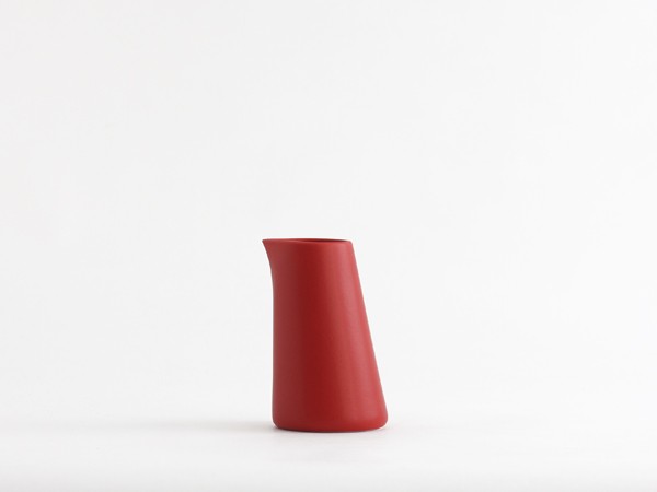2016/】 SF/019 ピッチャー（Size:S レッド) 有田焼 食器 ニーゼロ