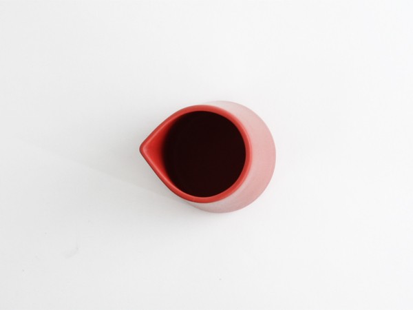 2016/】 SF/019 ピッチャー（Size:S レッド) 有田焼 食器 ニーゼロ