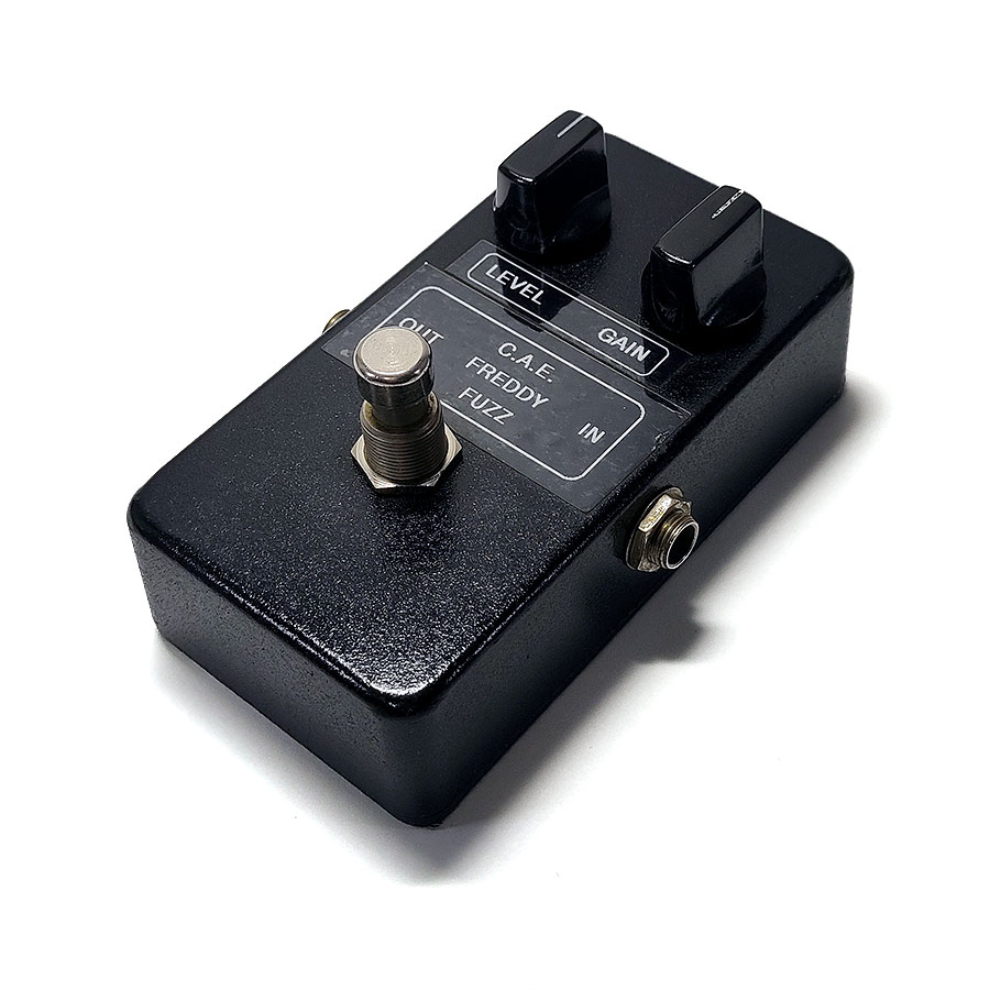 【中古】 C.A.E. FREDDY FUZZ カスタムオーディオ フレディファズ 96年製 貴重な初期型 USメイド ファズ ブースター 歪み 極上  トゥルーバイパス BLACK CAT OD-1