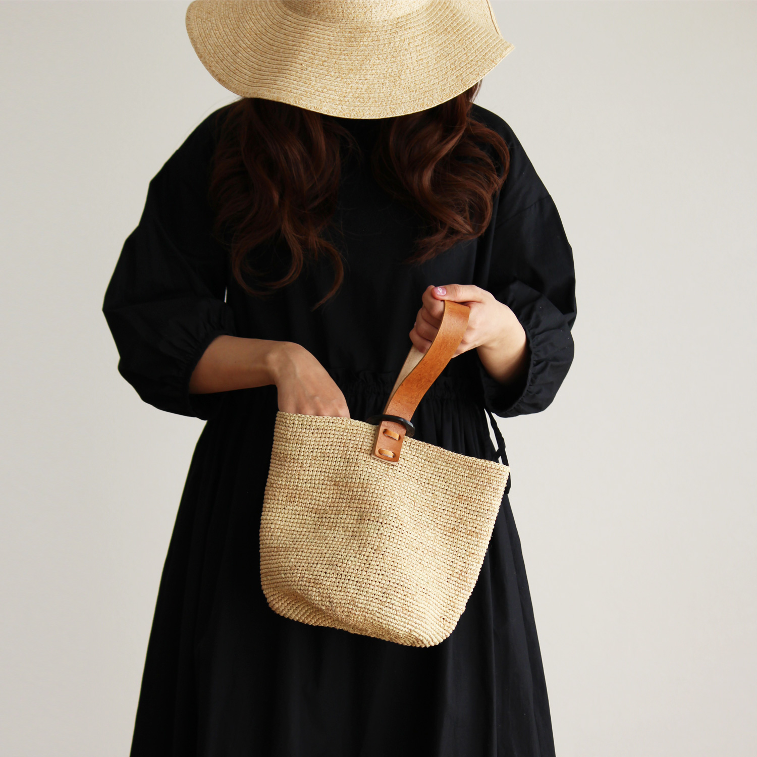 capaf ラフィアミックスバッグ　かご　レザー　黒　ワンショルダー　ハンド capaf ラフィアミックスバッグ かご レザー 黒 ワンショルダー
