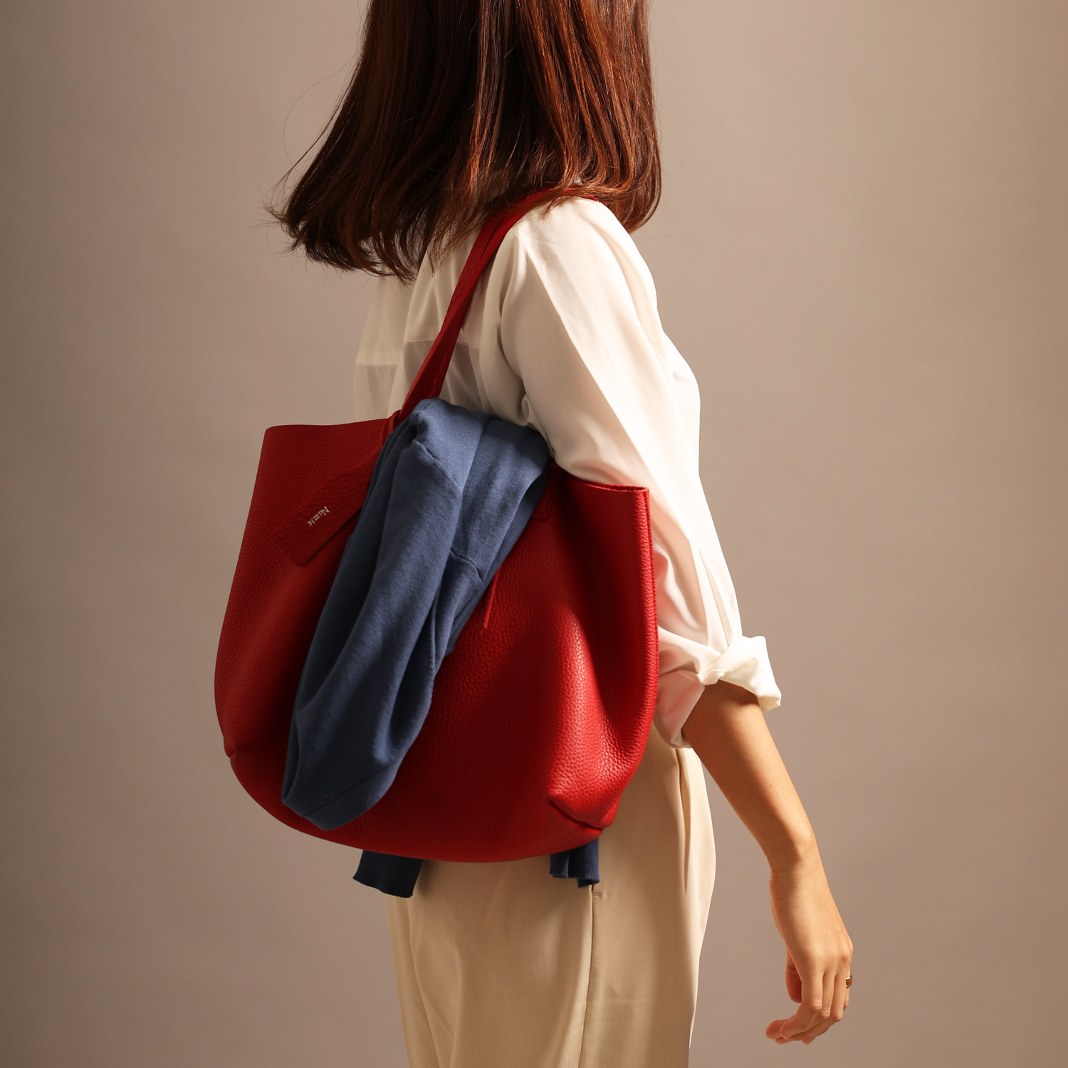 ドラマ使用バッグ 内田有紀 [インバッグ進呈] トートバッグ レディース a4 レザー 本革 誕生日プレゼント 女性 母 通勤バッグ 軽量 30代 40代 50代 60代 名入れ ドラマ使用バッグ