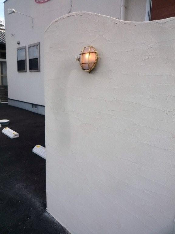 お客様からの施工画像 玄関照明 照明 LED 玄関 照明 屋外 門柱灯 門灯 外灯 ポーチライト 屋外 マリンライト BH2028B FR LE くもりガラス 真鍮 照明 ブラケット 照明器具 おしゃれ E17 LED電球 5W