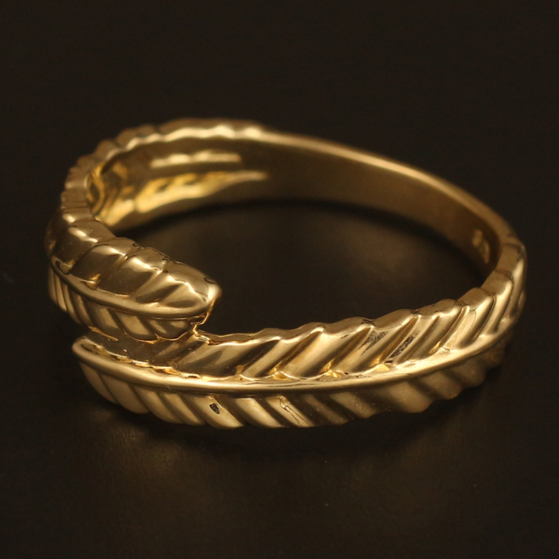 ウェ―ブ・リング750、K18男女兼用 18金 リング レディース 指輪 K18 フェザー 羽根 地金 ジガネ ゴールド