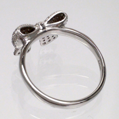 パヴェ留　天然ダイヤモンド　ホワイトゴールドK18　リボンモチーフ　　リング(指輪)