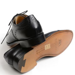 【ほぼ新品】チーニー　ダークブラウン レザー オックスフォード シューズ ほぼ新品】チーニー ダークブラウン レザー オックスフォード