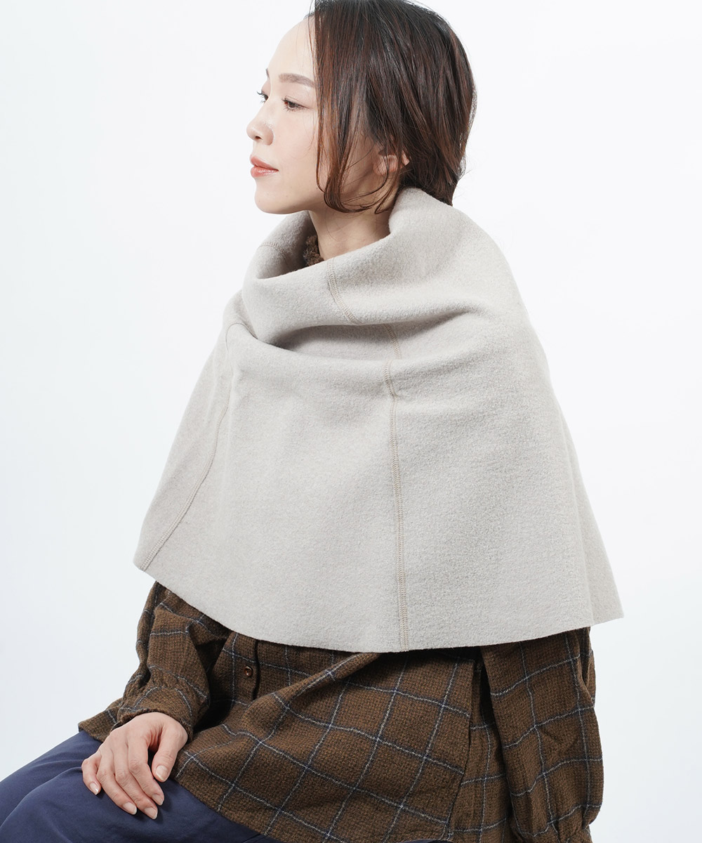 Veritecoeur（ヴェリテクール） ポンチョ レディース 国内正規品