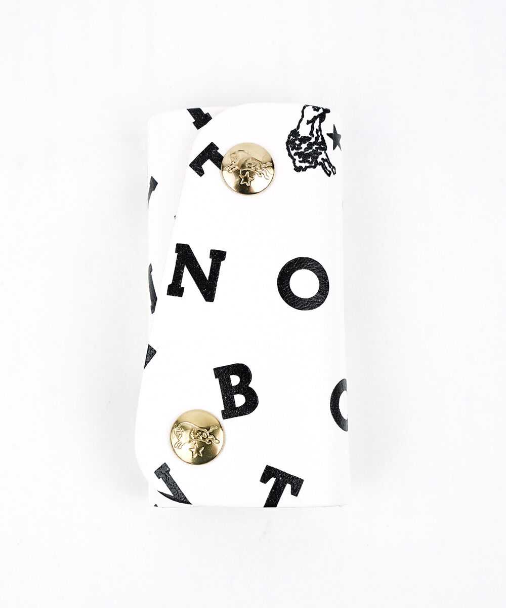 IL BISONTE（イルビゾンテ） ロゴプリンテッドレザー スナップボタン