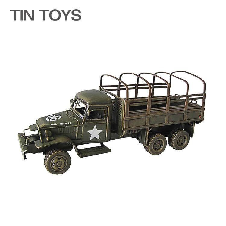 ブリキのおもちゃ 軍用トラック truck 軍用車両 戦車 置物 インスタ