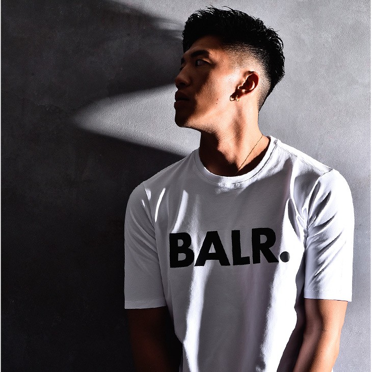 49％割引M上品なスタイル 新品BALR. ボーラー Tシャツ 白 サイズM Tシャツ⁄カットソー(半袖⁄袖なし)  トップスM
