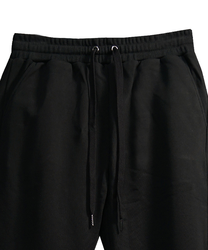 BLACK by VANQUISH（ブラックバイバンキッシュ） ジョガーパンツ