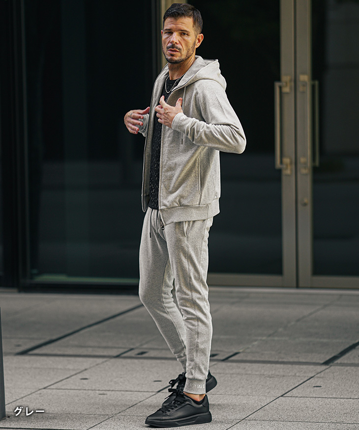 1PIU1UGUALE3 セットアップＬ 美品　グレー ウノピュウノウグァーレトレセットアップグレーLスウェット