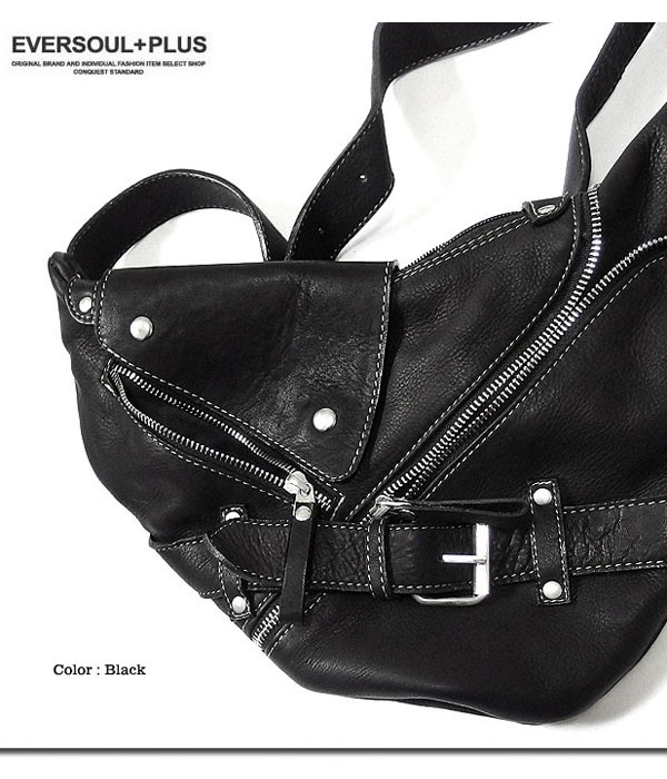 美品　本革　バイカー系ボディバッグ　BLACK bag4328b3.jpg