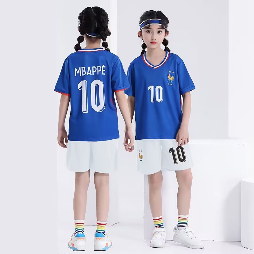 ジュニア　サッカーユニフォーム　まとめ売り　150cm サッカー ユニフォーム セット キッズ ジュニア 大人 名入れ