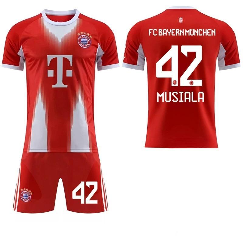 バイエルン　レバンドフスキー選手9番ユニフォーム 16/17バイエルン・ミュンヘン♯9レヴァンドフスキ2XO adidas