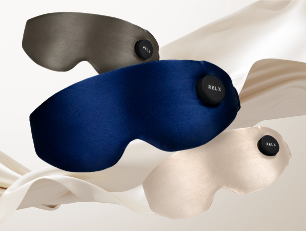 (SALEクーポン配布中) ホットアイマスク 充電式 コードレス (LDK A評価受賞) アイウォーマー 睡眠用 快眠グッズ 軽量 遮光 シルク素材 グラフェン搭載 母の日