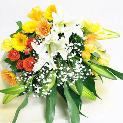 ユリと季節の花束・暖色系 (電報なし) お祝い 花 フラワー ギフト プレゼント 結婚式 誕生日 敬老の日 2026 暑中見舞い 還暦 定年 退職祝い 送別会 |  | 01
