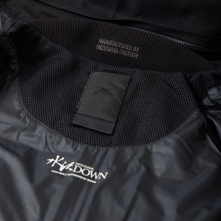 水沢ダウン（DESCENTE） 2023-2024FWモデル DESCENTE デサント