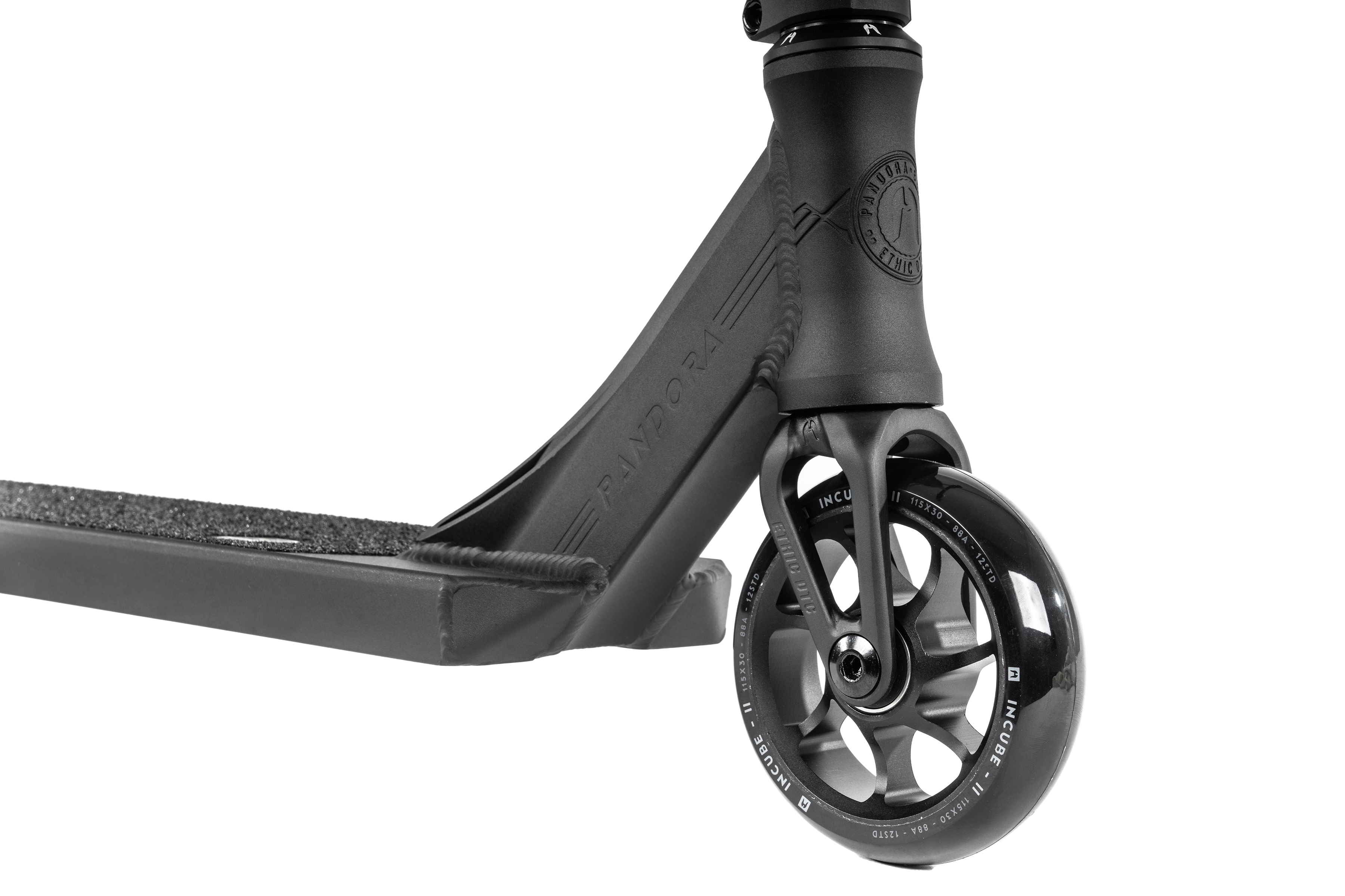 フリースタイルスクーターEthic Freestyle Scooter PANDRA Black