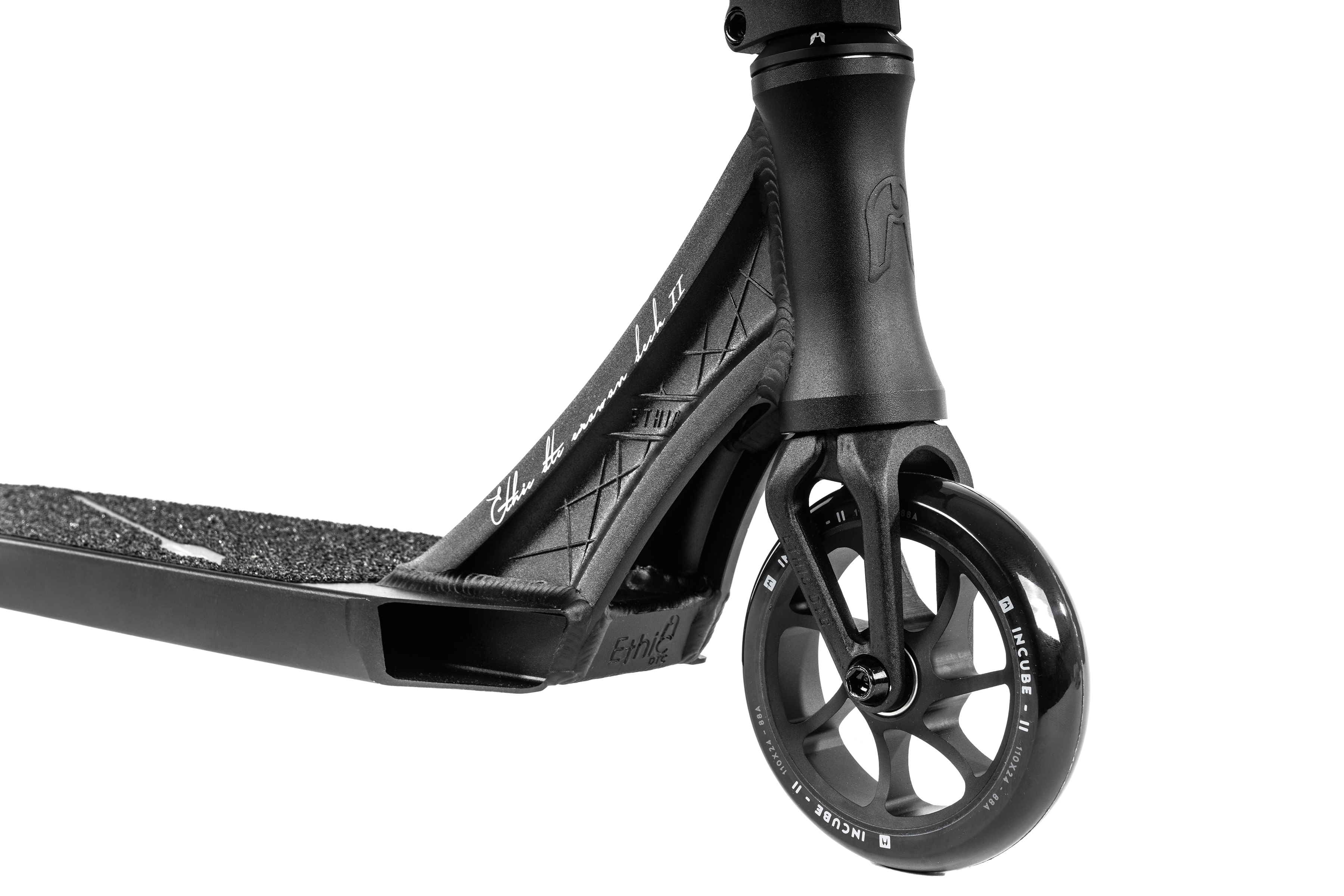 シリアスライダー応援価格 )Freestyle Scooter Erawan V2フリー