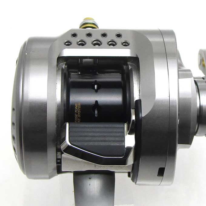中古】【送料無料】シマノ 23 カルカッタコンクエスト BFS XG 右