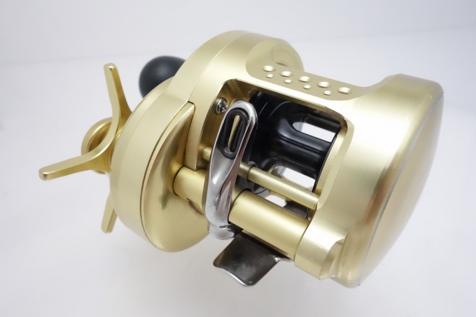 SHIMANO - 【中古/極上品】 シマノ 15 オシアコンクエスト 300HG   /A302M SHIMANO - 【中古/極上品】 シマノ 15 オシアコンクエスト 300HG