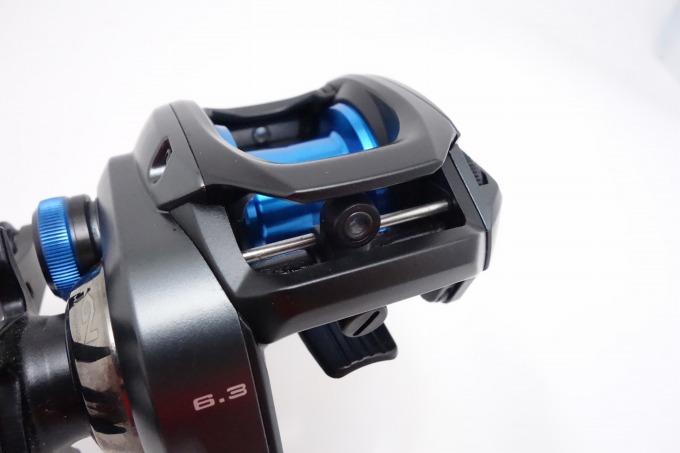 SHIMANO SLX DC 70 HG 右巻き　中古 中古】【送料無料】シマノ 23 SLX DC 70HG 右ハンドル ベイト