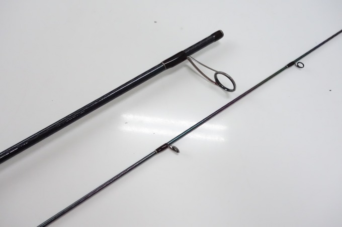 シマノ 18ワールドシャウラ 2702R-2 未記入保証書付属 シマノ 18ワールドシャウラ 2702R-2 未記入保証書付属 SHIMANO