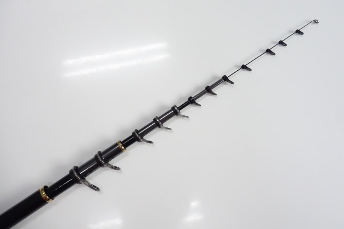 中古】【送料無料】シマノ 18 イソ リミテッド 1.5-530 マイティブロー