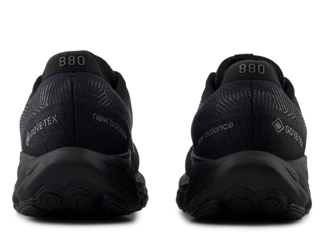 new balance 】 / M880 “ BLACK ” & M670 “ WHITE ” | junhashimoto