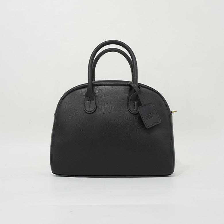 NU+ 【Outlet20%OFF】 超軽量 300g 本革 ショルダーバッグ 3WAY