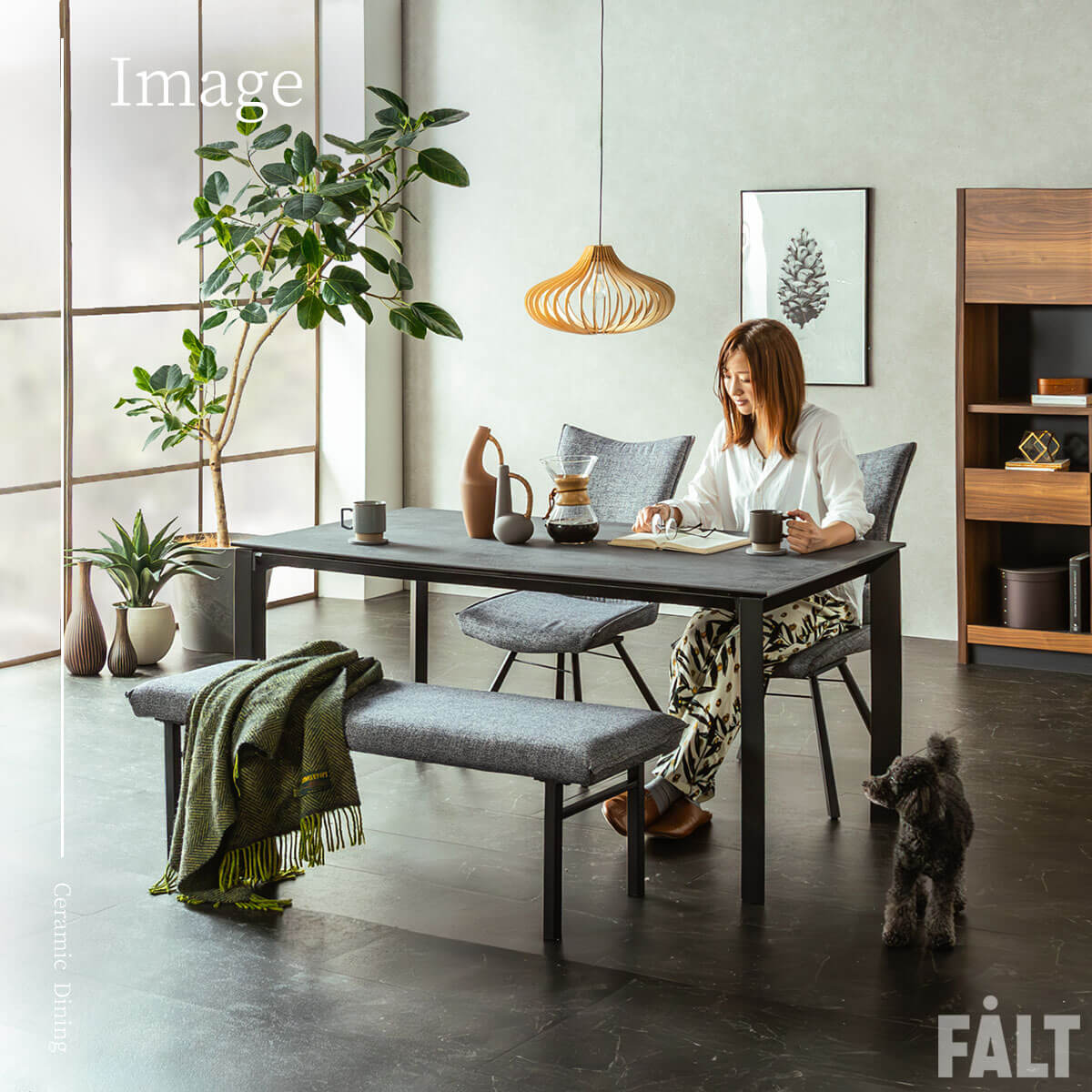 【値下げ‼️】Granadaセラミック大理石調ダイニングテーブル幅90×80 ダイニングテーブル「Granada(グラナダ)」/2人掛け - 家具・インテリア