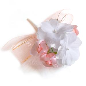 造花 花飾り 胸花 ジャスミンとバラのコサージュ 完成品 （1個） 入園式 卒園式 発表会