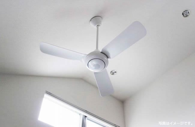 KOIZUMI（コイズミ） 長期保証 大風量 吹き抜け 傾斜天井 ホワイト